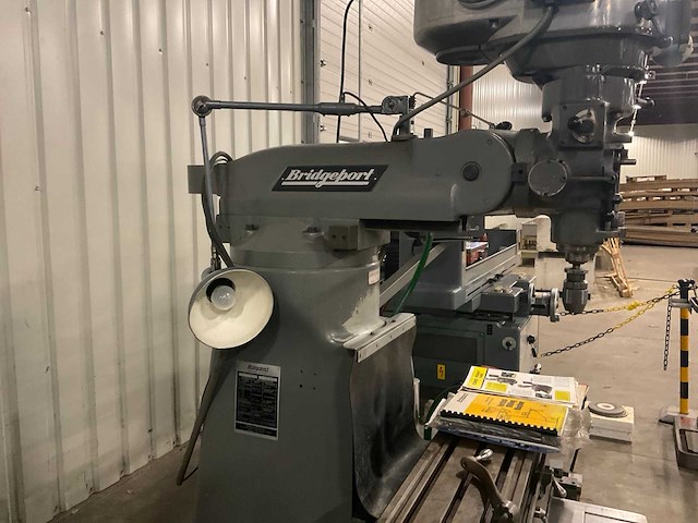 Bridgeport serie 1 handmatige verticale freesmachine - afbeelding 5 van  25