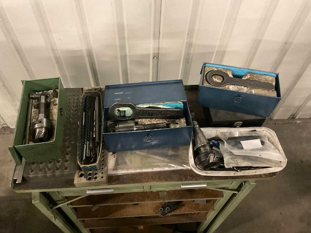 Bridgeport serie 1 handmatige verticale freesmachine - afbeelding 11 van  25