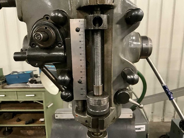 Bridgeport serie 1 handmatige verticale freesmachine - afbeelding 14 van  25