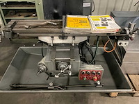 Bridgeport serie 1 handmatige verticale freesmachine - afbeelding 22 van  25