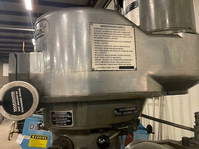 Bridgeport serie 1 handmatige verticale freesmachine - afbeelding 24 van  25