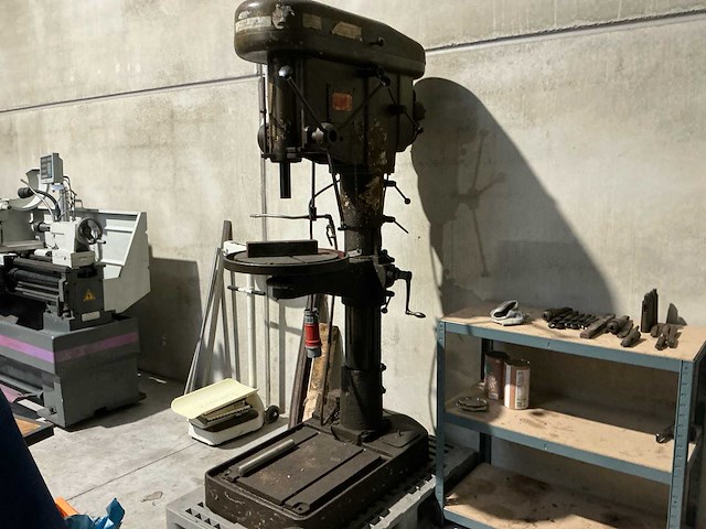 Bridgeport series i round ram kolomboormachine - afbeelding 2 van  7