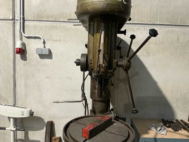 Bridgeport series i round ram kolomboormachine - afbeelding 3 van  7