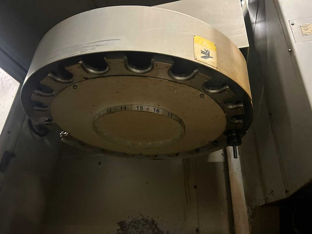 Bridgeport vmc 1000p cnc universele machinecentrum - afbeelding 6 van  6