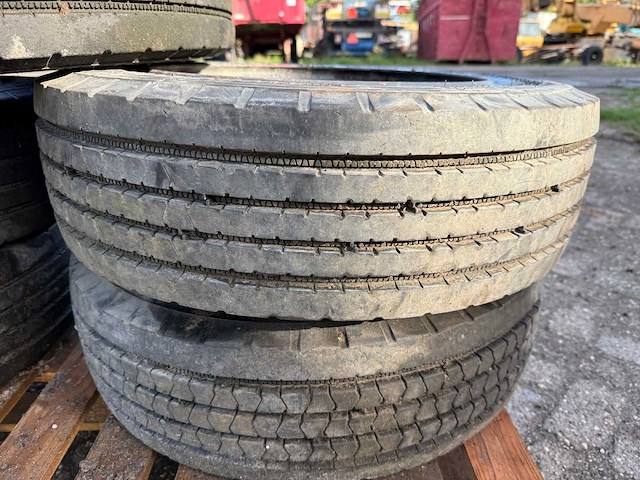 Bridgestone - band 205/65r17.5 (5x) - afbeelding 9 van  20