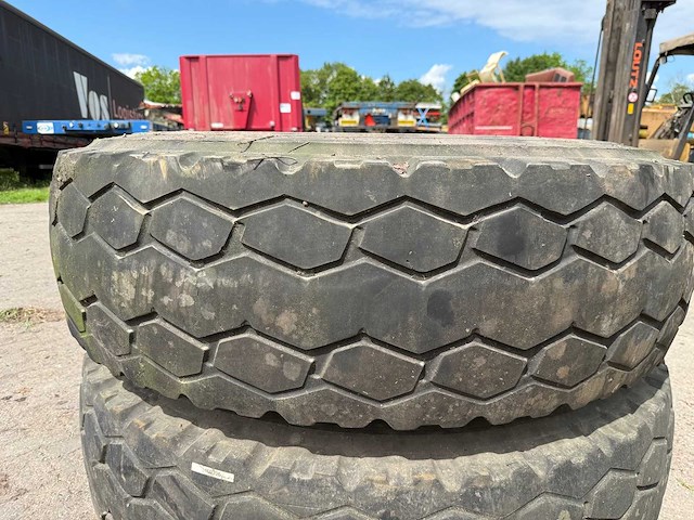 Bridgestone - band 445/95r25 16.00r25 (2x) - afbeelding 8 van  10