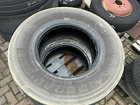 Bridgestone - duravis r-trailer 002 - truck tyre - afbeelding 2 van  5