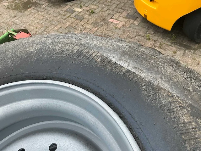 Bridgestone - r164 - truck tyre (2x) - afbeelding 10 van  11