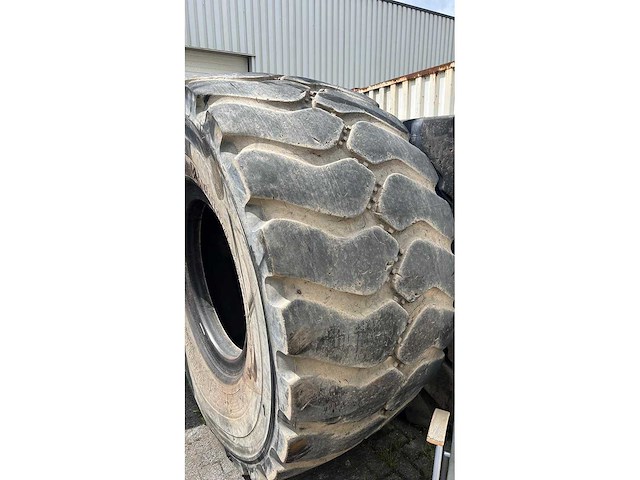 Bridgestone - v-steel l5 - band 35/65r33 - afbeelding 2 van  2