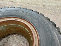 Bridgestone 21.00 r35 band met velg (4x) - afbeelding 9 van  26