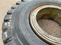 Bridgestone 21.00 r35 band met velg (4x) - afbeelding 13 van  26
