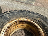 Bridgestone 24.99r35 band met velg (4x) - afbeelding 8 van  21