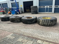 Bridgestone 24.99r35 band met velg (4x) - afbeelding 16 van  21