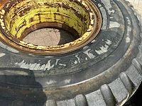 Bridgestone 24.99r35 wiel/velg (4x) - afbeelding 4 van  5