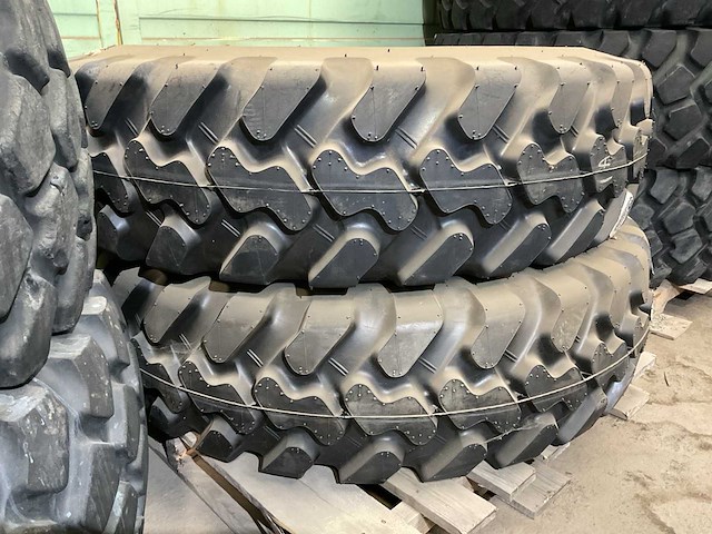 Bridgestone band (2x) - afbeelding 3 van  3