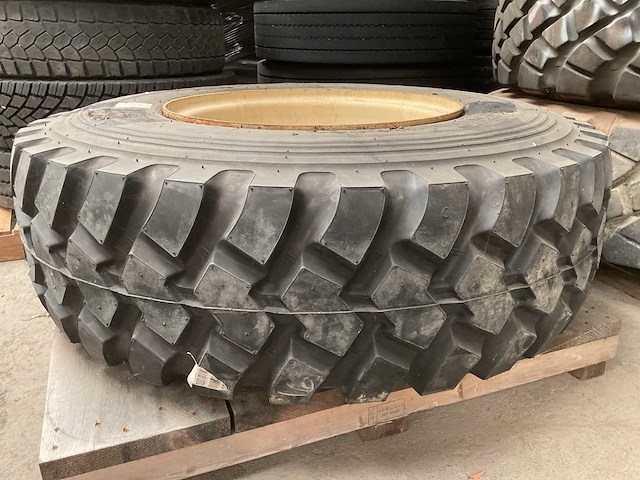 Bridgestone band - afbeelding 2 van  3