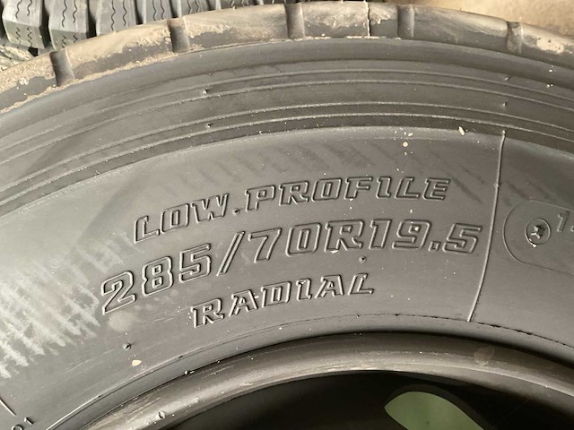 Bridgestone band - afbeelding 3 van  3
