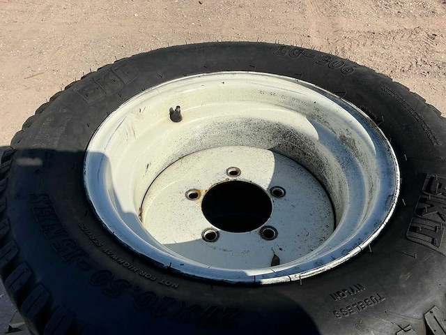 Bridgestone / bkt band, wiel en velg (4x) - afbeelding 4 van  7