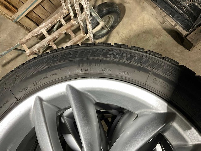 Bridgestone blizzak lm-25 205/55r17 autoband - afbeelding 3 van  10