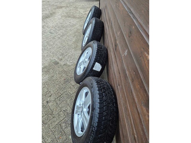 Bridgestone blizzak lm005, opel mokka, autoband met velg (4x) - afbeelding 4 van  5