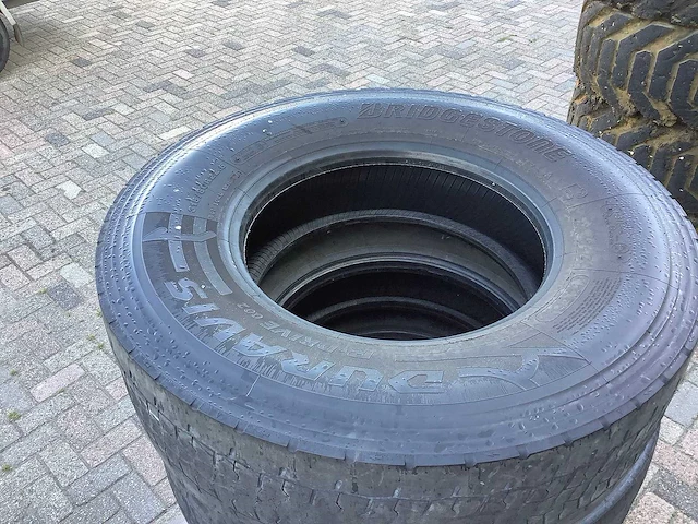 Bridgestone duravis r-drive 002 315/80 r 22.5 autoband (4x) - afbeelding 2 van  3