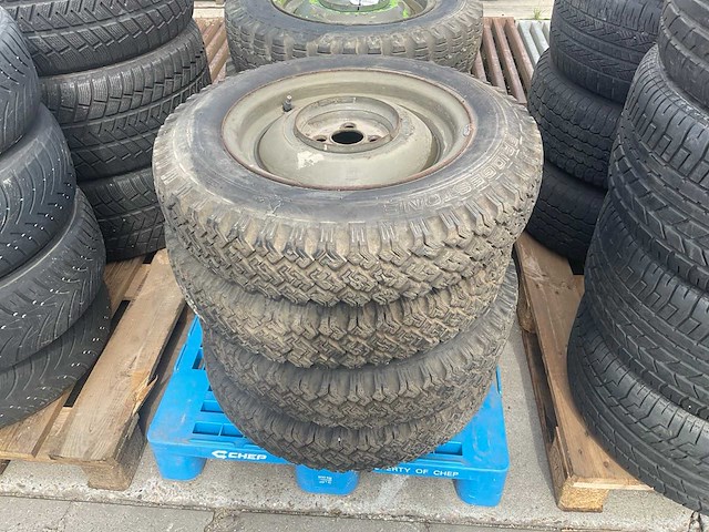 Bridgestone military dkw band met velg 600-16 sm7 (4x) - afbeelding 1 van  7
