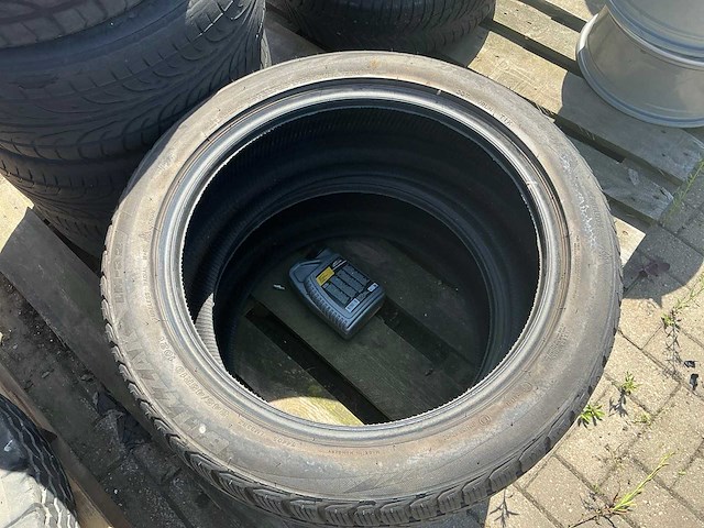 Bridgestone snow autoband (2x) 245/45r19 - afbeelding 3 van  6