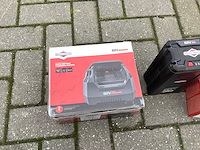 Bridgestraton 82volt accu's en laders - afbeelding 3 van  4