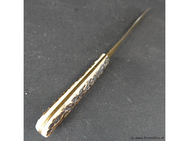 Briefopener met benen heft - afbeelding 3 van  5