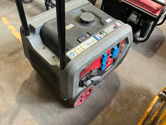 Briggs and straton q6500 geluidgedempte benzine aggregaat 6,5kva - afbeelding 5 van  7