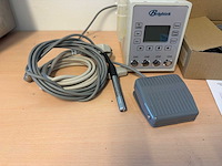 Brightek 365nm uv led belichtingssysteem 4-kanaals controller met voetpedaal - afbeelding 5 van  5