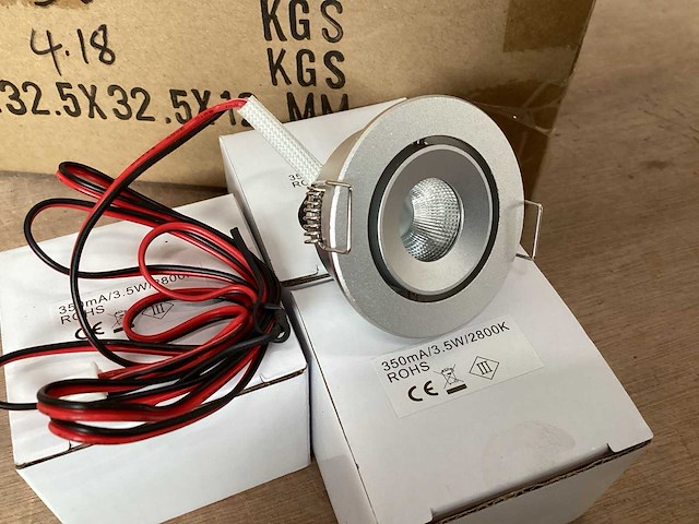 Brighton 50.04.6100 led inbouwspot 50 mm, 2800k (240x) - afbeelding 1 van  5