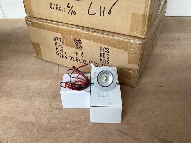 Brighton 50.04.6100 led inbouwspot 50 mm, 2800k (240x) - afbeelding 2 van  5
