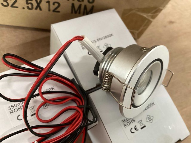 Brighton 50.04.6100 led inbouwspot 50 mm, 2800k (240x) - afbeelding 4 van  5