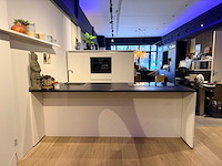 Brigitte - showroomkeuken met apparatuur - afbeelding 12 van  25