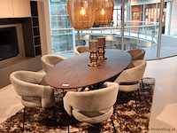 Veiling van diverse meubelen te almere