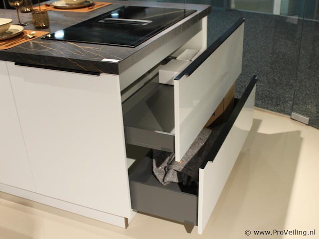 Brigitte eilandkeuken met apparatenwand oxford / calas - afbeelding 7 van  36