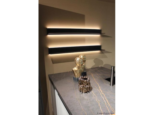 Brigitte eilandkeuken met apparatenwand oxford / calas - afbeelding 29 van  36