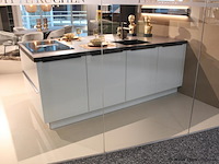 Brigitte eilandkeuken met apparatenwand oxford / calas - afbeelding 23 van  36