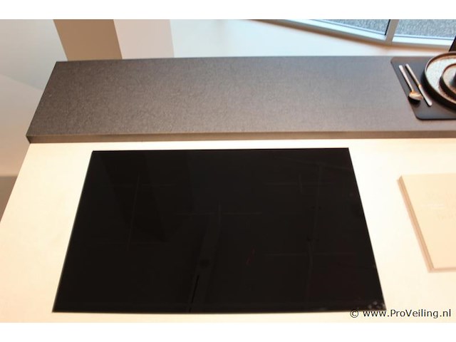 Brigitte eilandkeuken met apparatenwand - afbeelding 8 van  54