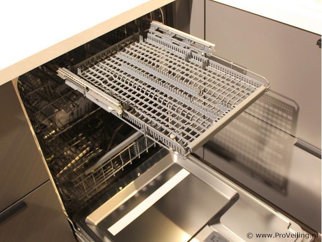 Brigitte eilandkeuken met apparatenwand - afbeelding 15 van  54