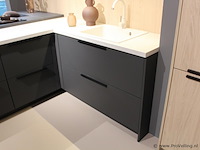 Brigitte eilandkeuken met apparatenwand - afbeelding 16 van  54