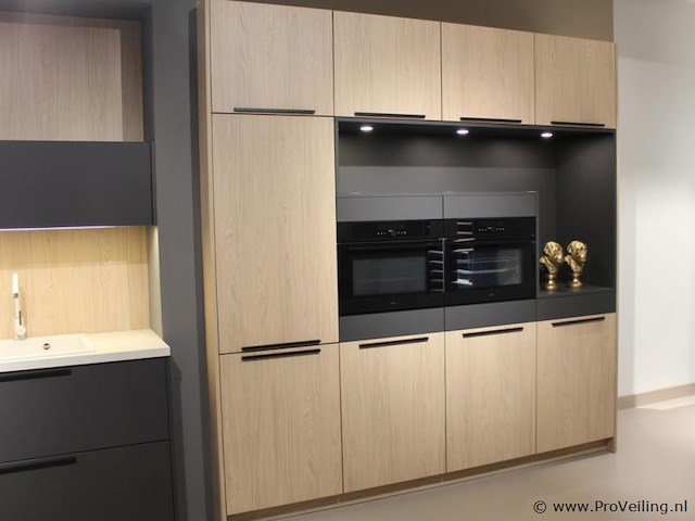 Brigitte eilandkeuken met apparatenwand - afbeelding 31 van  54