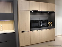 Brigitte eilandkeuken met apparatenwand - afbeelding 31 van  54