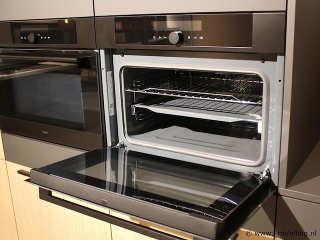 Brigitte eilandkeuken met apparatenwand - afbeelding 47 van  54