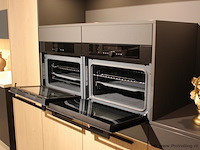 Brigitte eilandkeuken met apparatenwand - afbeelding 48 van  54