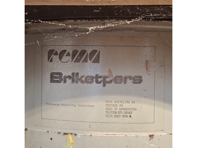 Briketpers rema, th 50r, bouwjaar 1984 - afbeelding 3 van  18