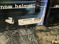 Briko red helm (63x) - afbeelding 2 van  3