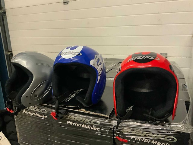 Briko skihelm (363x) - afbeelding 1 van  4