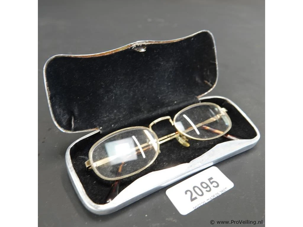Antiek, curiosa, e.d. uit nalatenschappen e.d. gratis verzending in nederland vanaf € 19,95. oozzoo wageningen.
